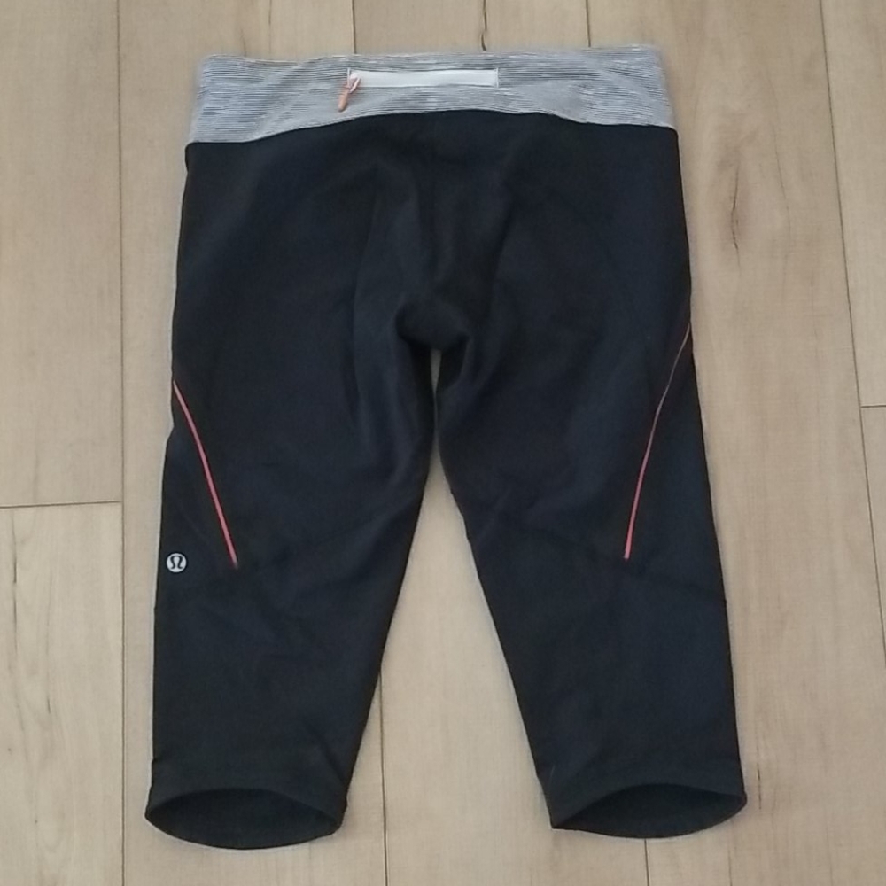 Lululemon Run a Marathon Crops - Picture 1 of 6